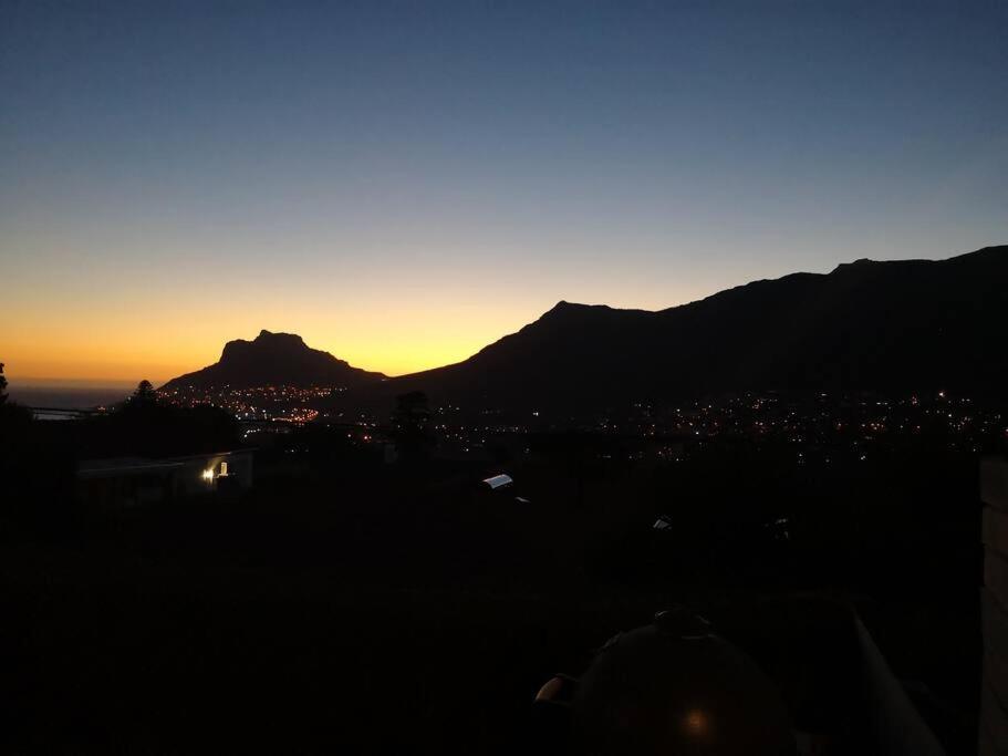 Hollywood On The Hill Villa Cape Town Bagian luar foto